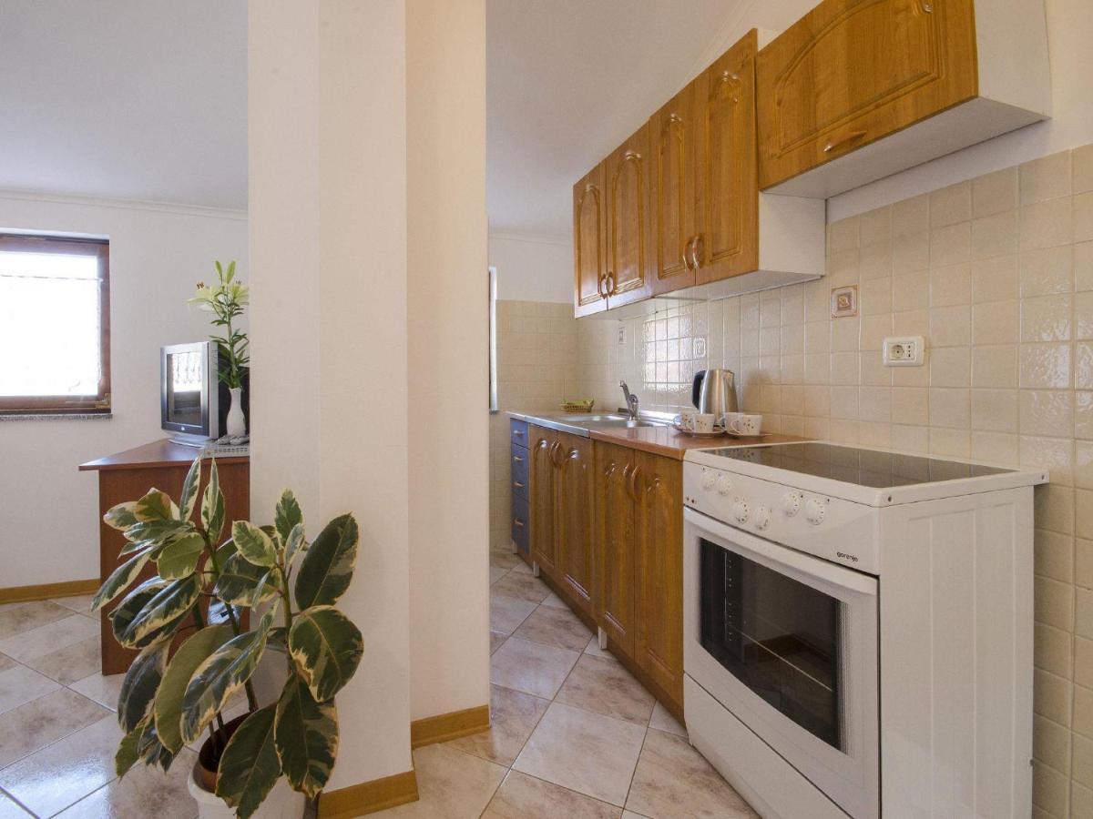 Apartments Patricija Ровин Екстериор снимка